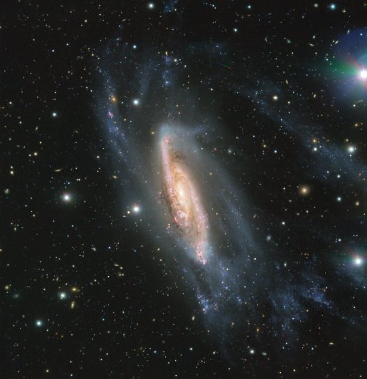 ESO'nun VLT'u gözüyle NGC 3981 sarmal gökadası (ESO).