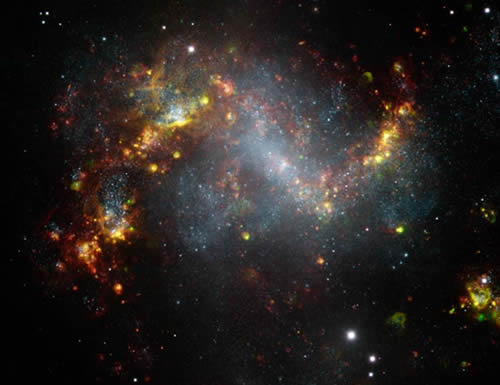 Bir Yıldız Fabrikası: NGC-1313