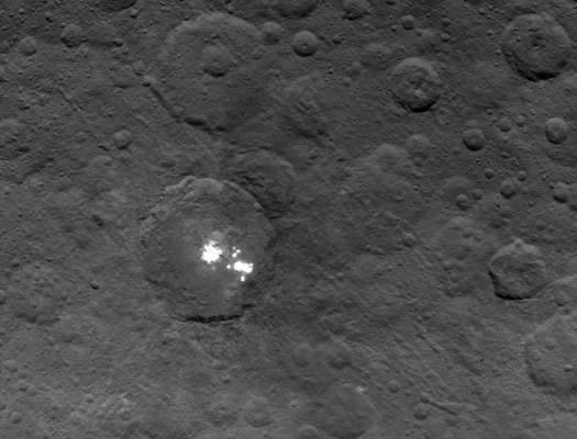 Ceres’teki Parlak Nokta Bilmecesi Çözüldü